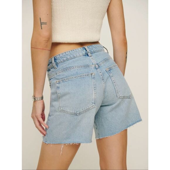 Reformation Raye Mid Rise Relaxed Jean Shorts 26 - Picture 7 of 12
